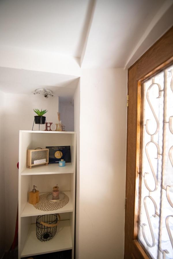 Apartments Loriana ชิเบนิก ภายนอก รูปภาพ